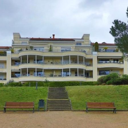 Appartement Entierement Equipe Charbonnières-les-Bains Εξωτερικό φωτογραφία